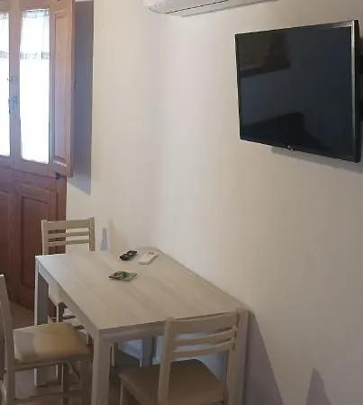 Mirto Di Sardegna Apartment *